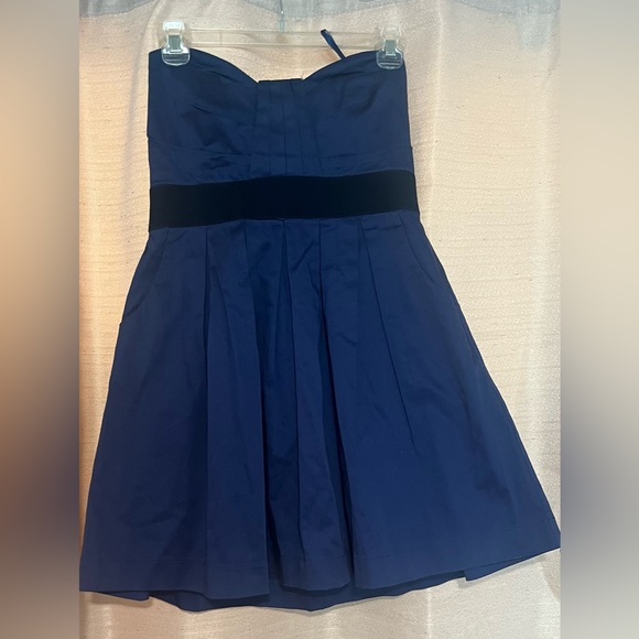 NWT Strapless dress - Picture 2 of 4